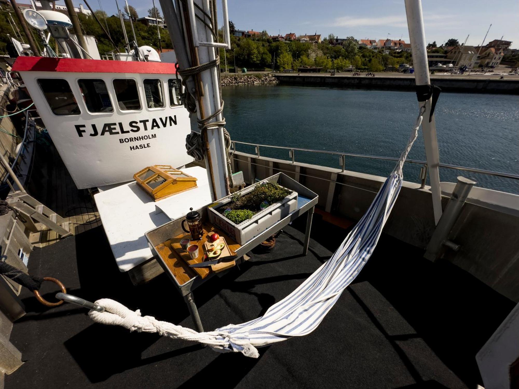 Varra Water - Unique Boat Accomodation - Bornholm - Fjaelstavn Neksø Eksteriør bilde